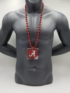 Alabama Crimson Tide Magnet Medallion On Maroon Bead