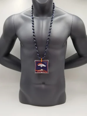 Denver Broncos Magnet Medallion On Navy Bead